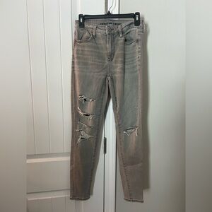 American Eagle Outfitters Ripped Gray Skinny Jeans Size 2